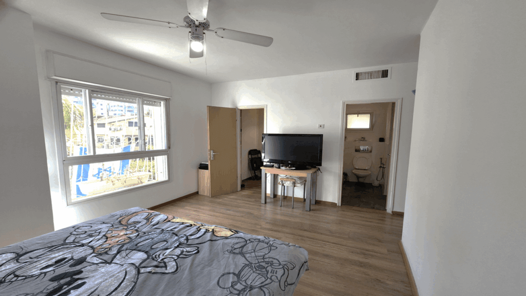 דירה למכירה ברמת גן 4 חדרים במרכז מרום נווה