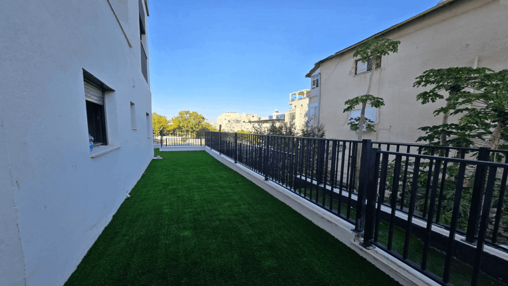 דירת גן למכירה ברמת גן 4 חדרים בשכונת מרום נווה