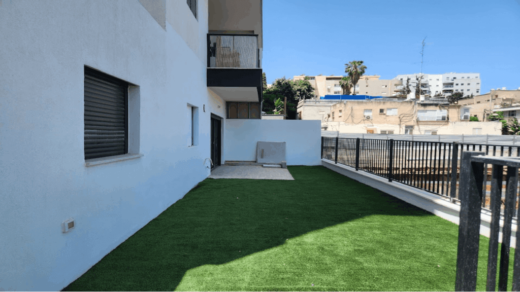 דירת גן למכירה ברמת גן 4 חדרים בשכונת מרום נווה