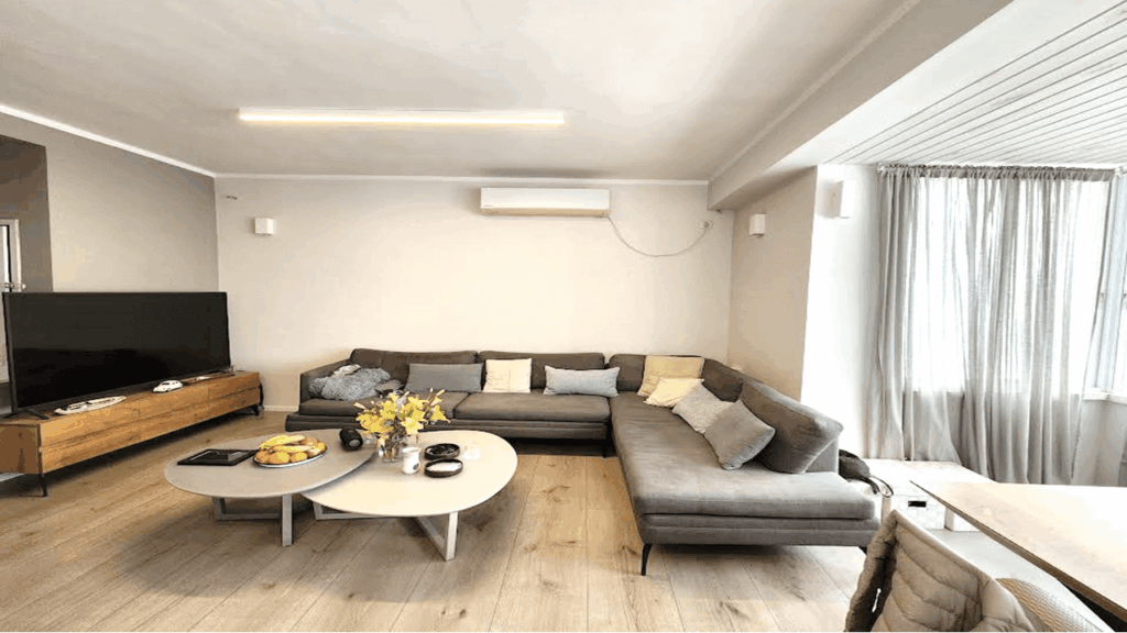 דופלקס 5 חדרים למכירה עם ממ"ד ברחוב ללא מוצא בשכונת נגבה ברמת גן