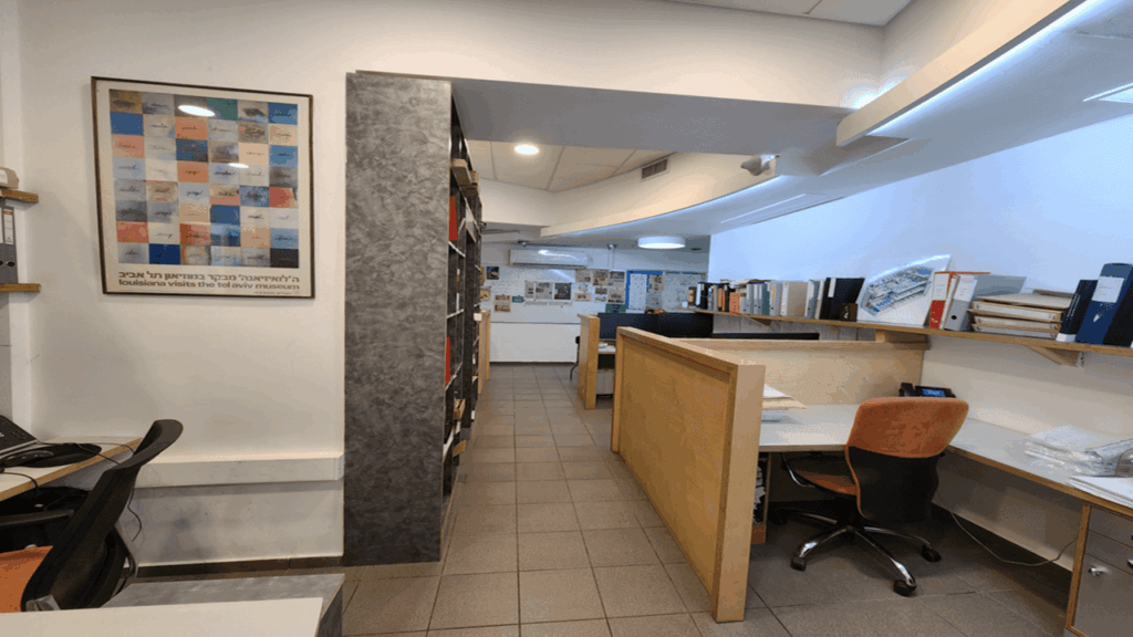 נכס מסחרי למכירה ברמת גן בשכונת נווה יהושע